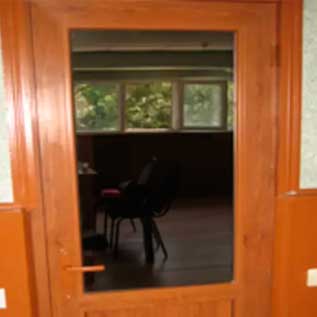 Пластиковые двери Дуб